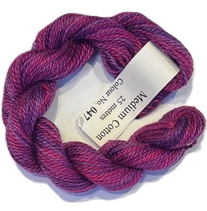 Oliver Twists hand dyed medium cotton, 047 - Cerise